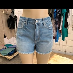American Eagle Mom Short